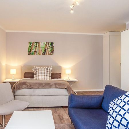 Reloc Serviced Apartments Zurich-Oerlikon Zurique Quarto foto