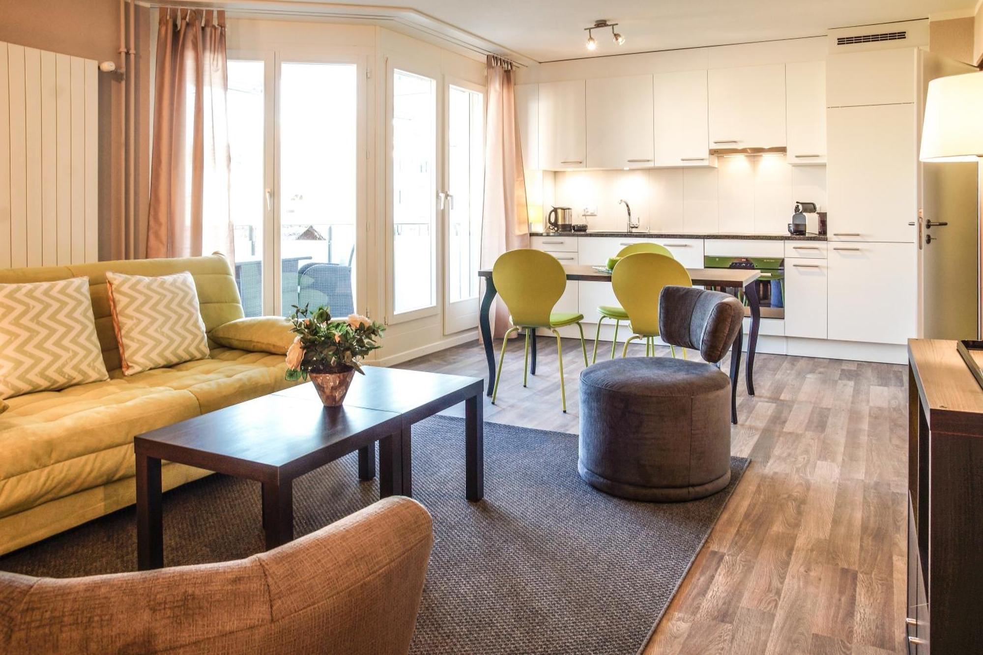 Reloc Serviced Apartments Zurich-Oerlikon Zurique Quarto foto